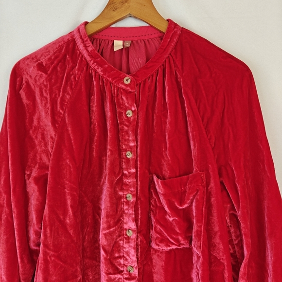 Anthropologie Pilcro Puff-Sleeved Velvet Buttondown Red/Rouge Size Medium - Picture 8 of 12